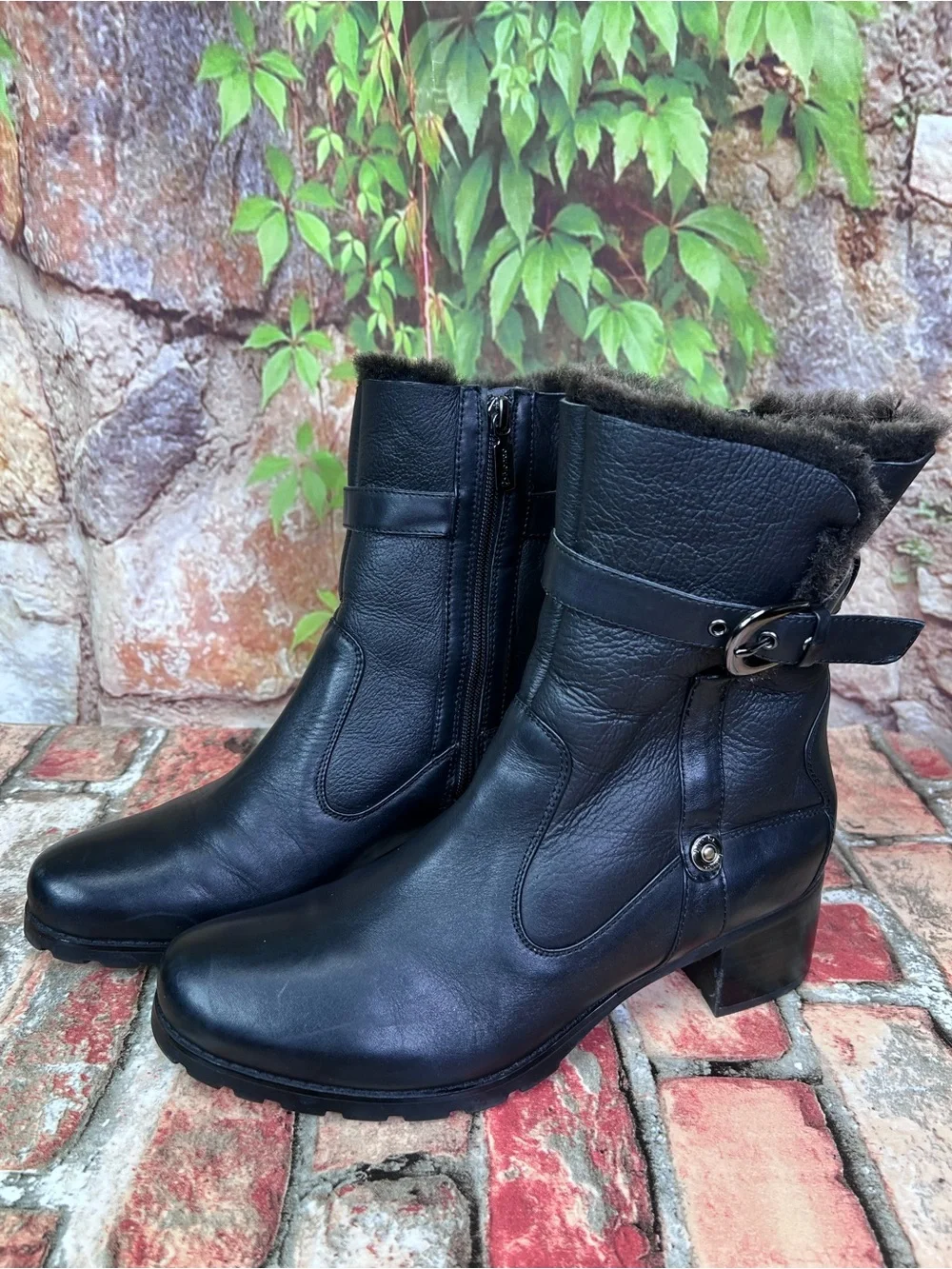 BLONDO Black Leather AquaProtect Watertight Shearling Lined Heeled Boots, 10